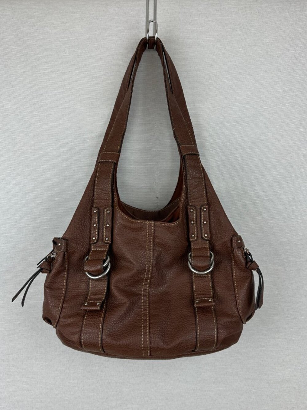 ST. JOHN'S BAY BROWN FAUX LEATHER HOBO SHOULDER BAG ZIPERED POCKETS